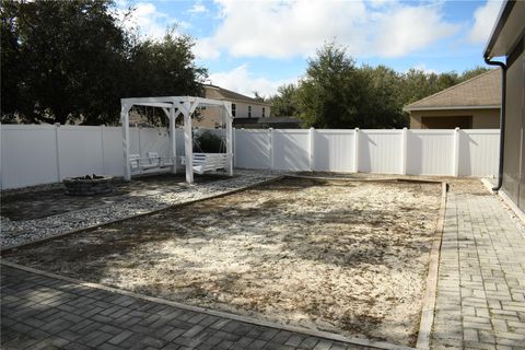 A home in AUBURNDALE