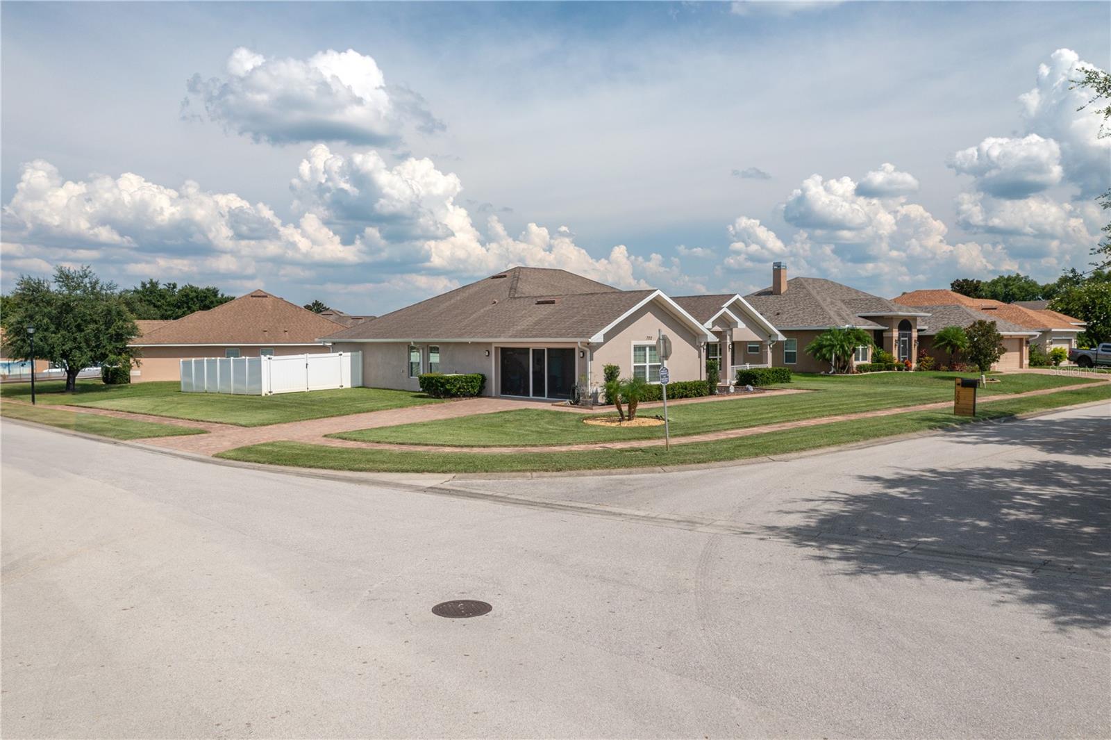 702 COUNTRY WALK COVE