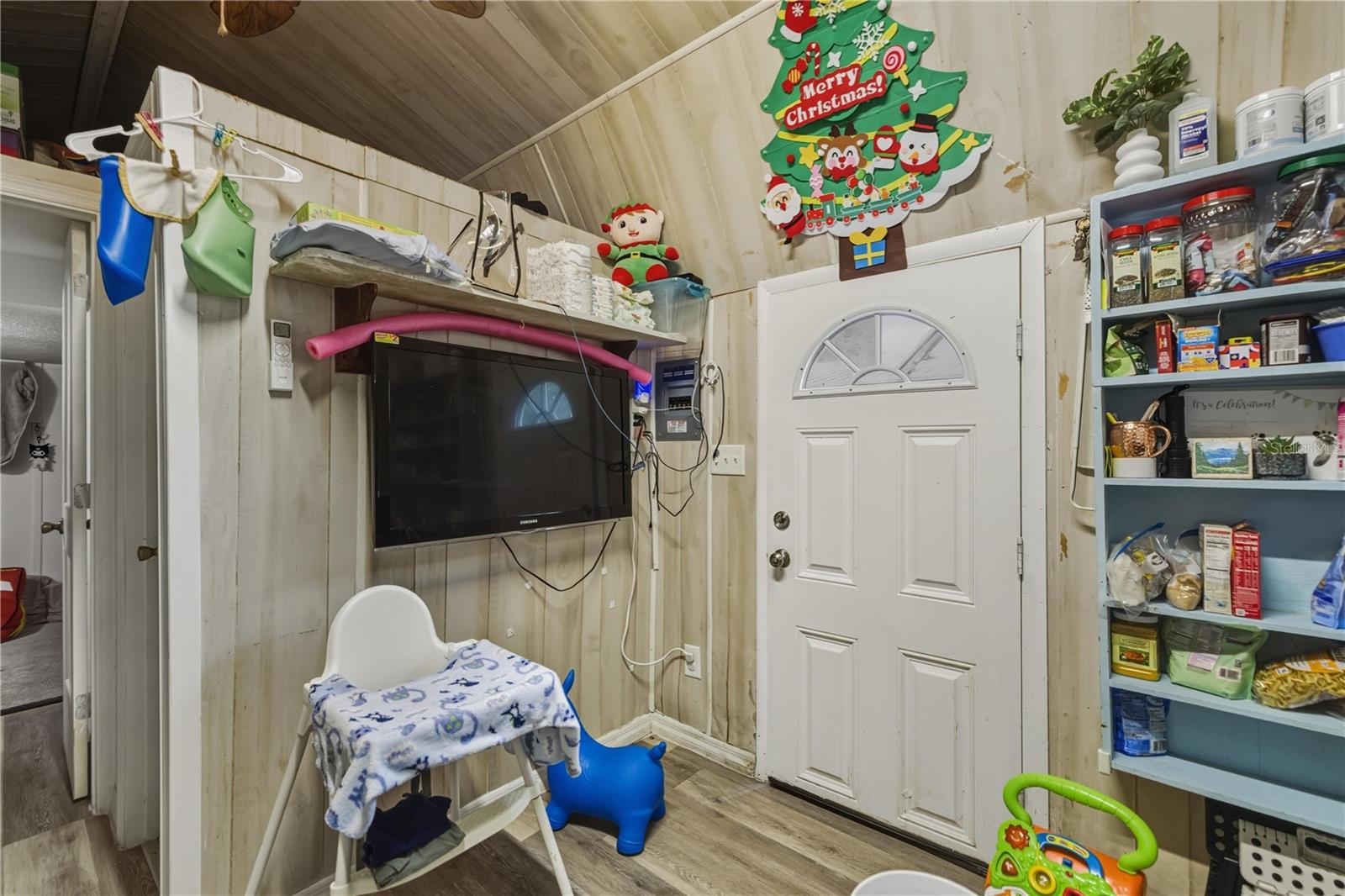 PLEASANT MANOR - Residential