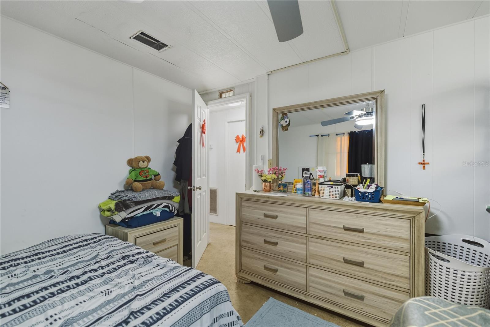 PLEASANT MANOR - Residential