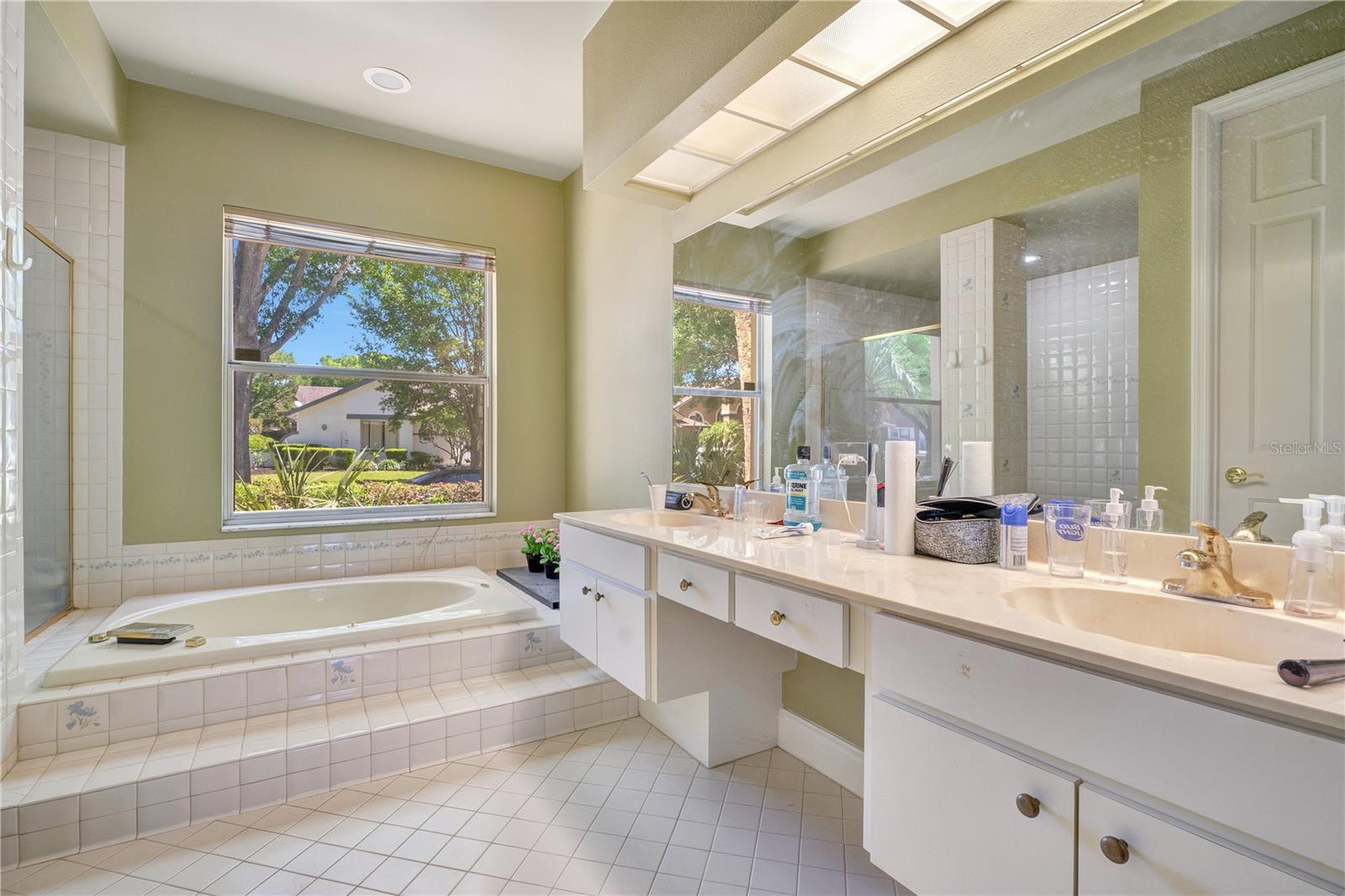 FAIRWAY COVE - Residential Lease