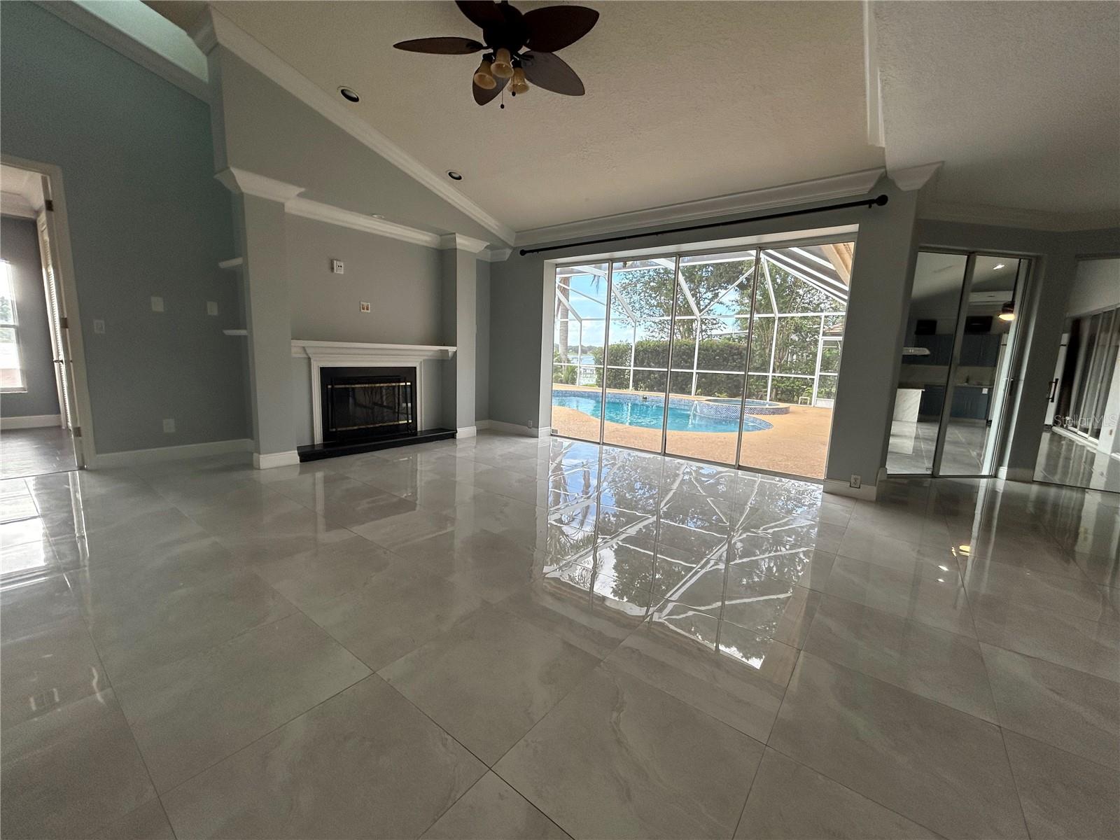 FAIRWAY COVE - Residential Lease