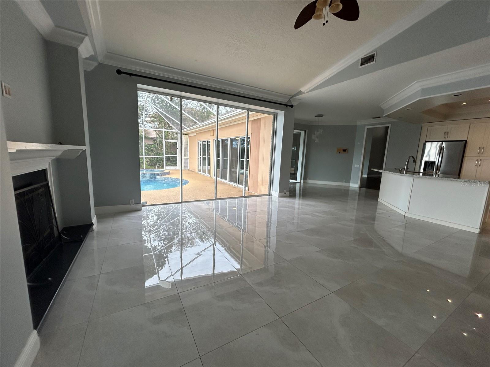 FAIRWAY COVE - Residential Lease