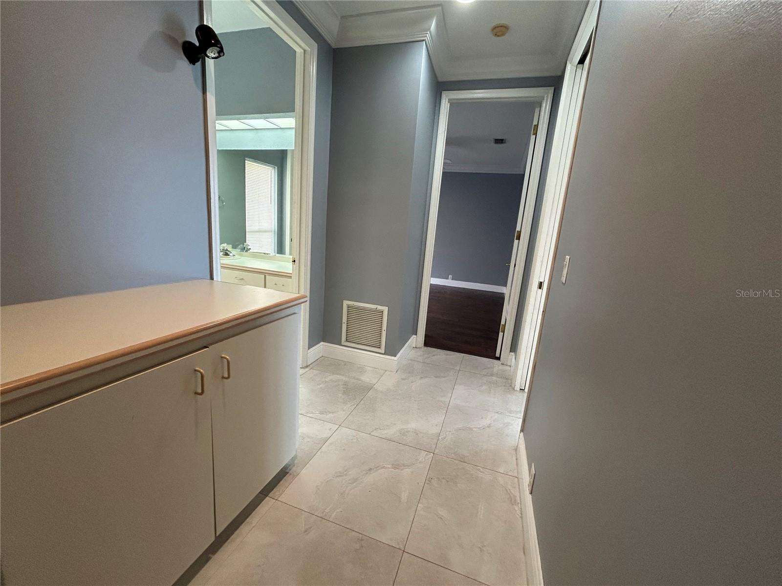 FAIRWAY COVE - Residential Lease