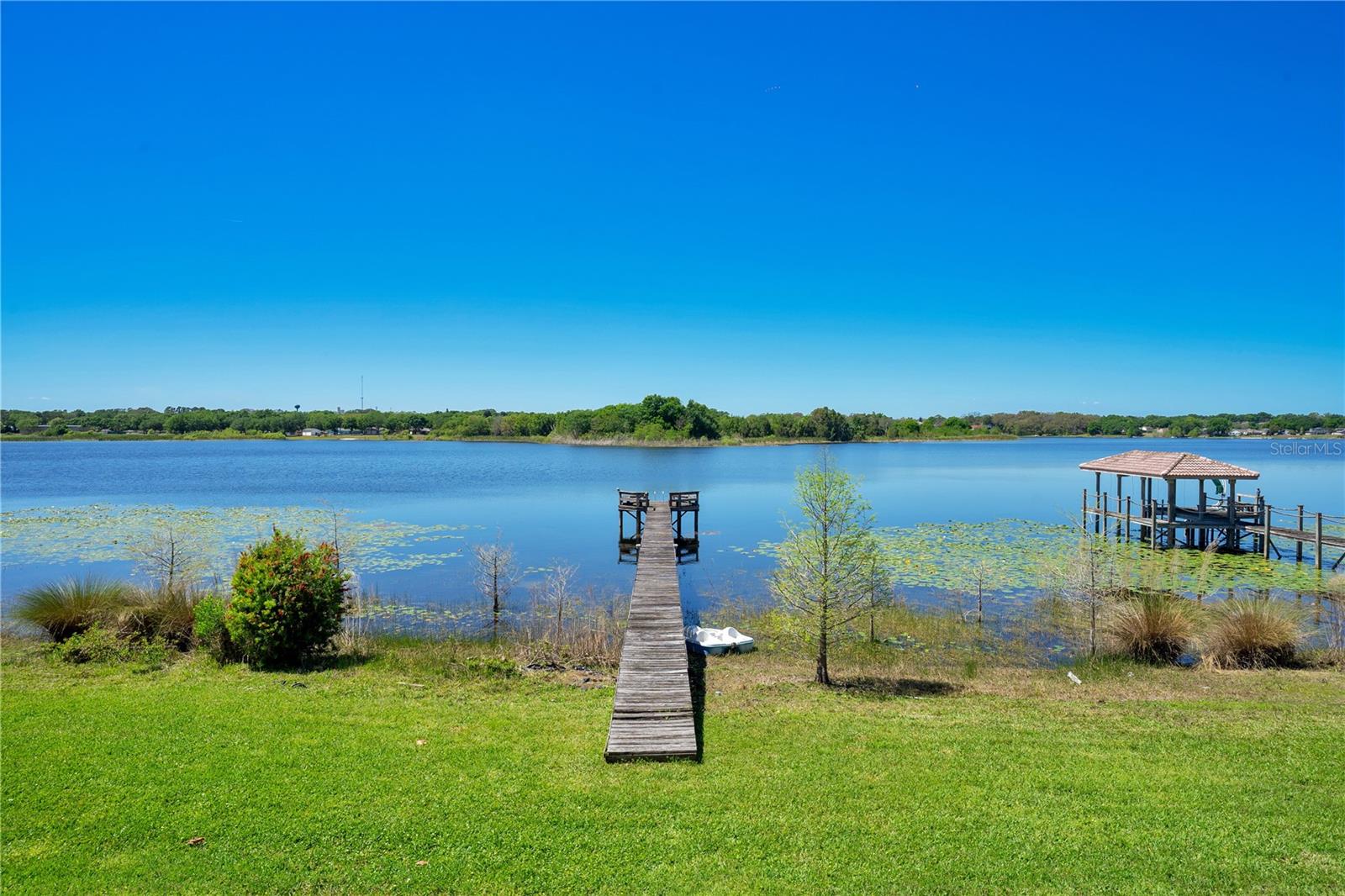 FAIRWAY COVE - Residential Lease