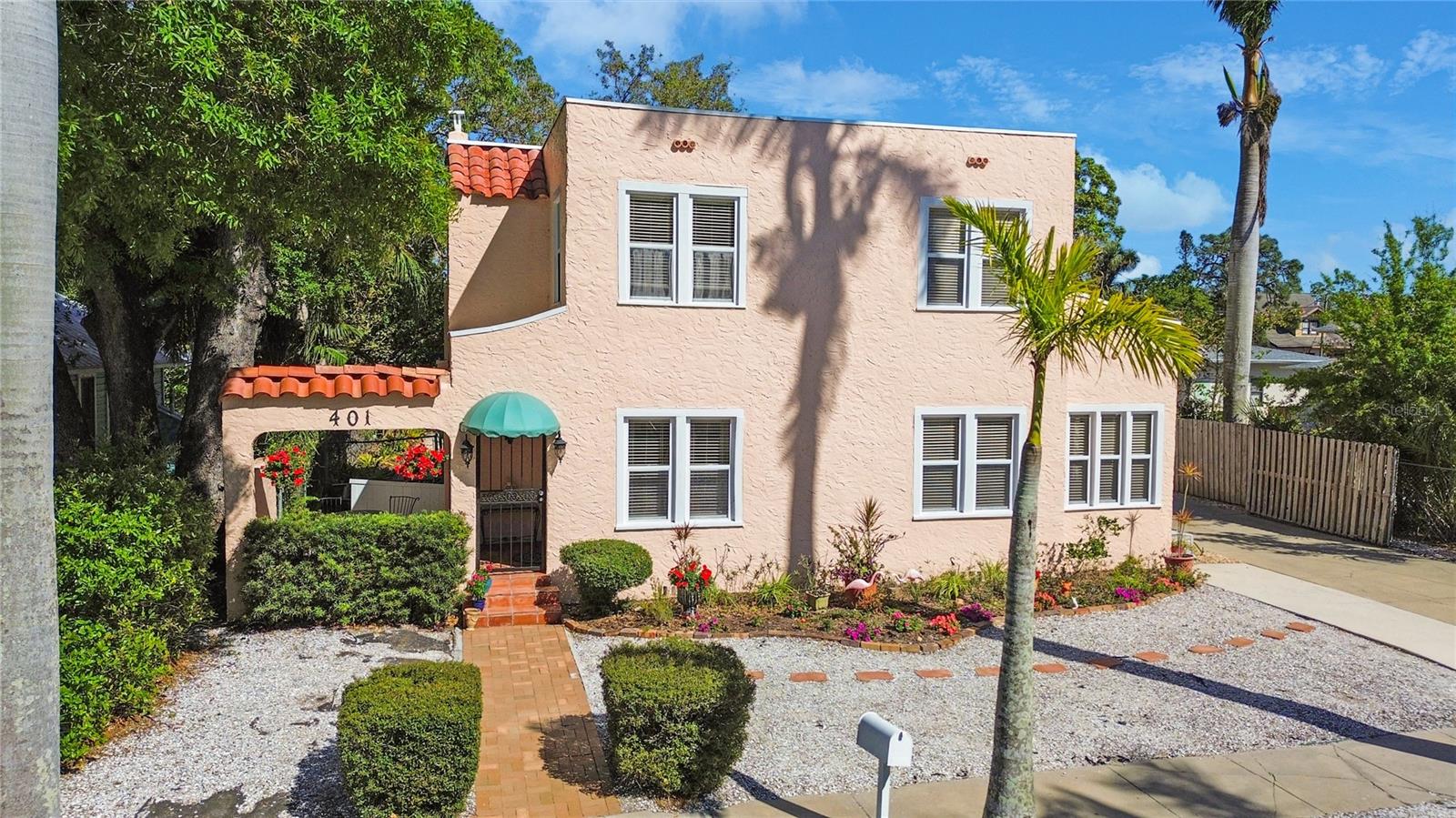 401 27TH STREET W