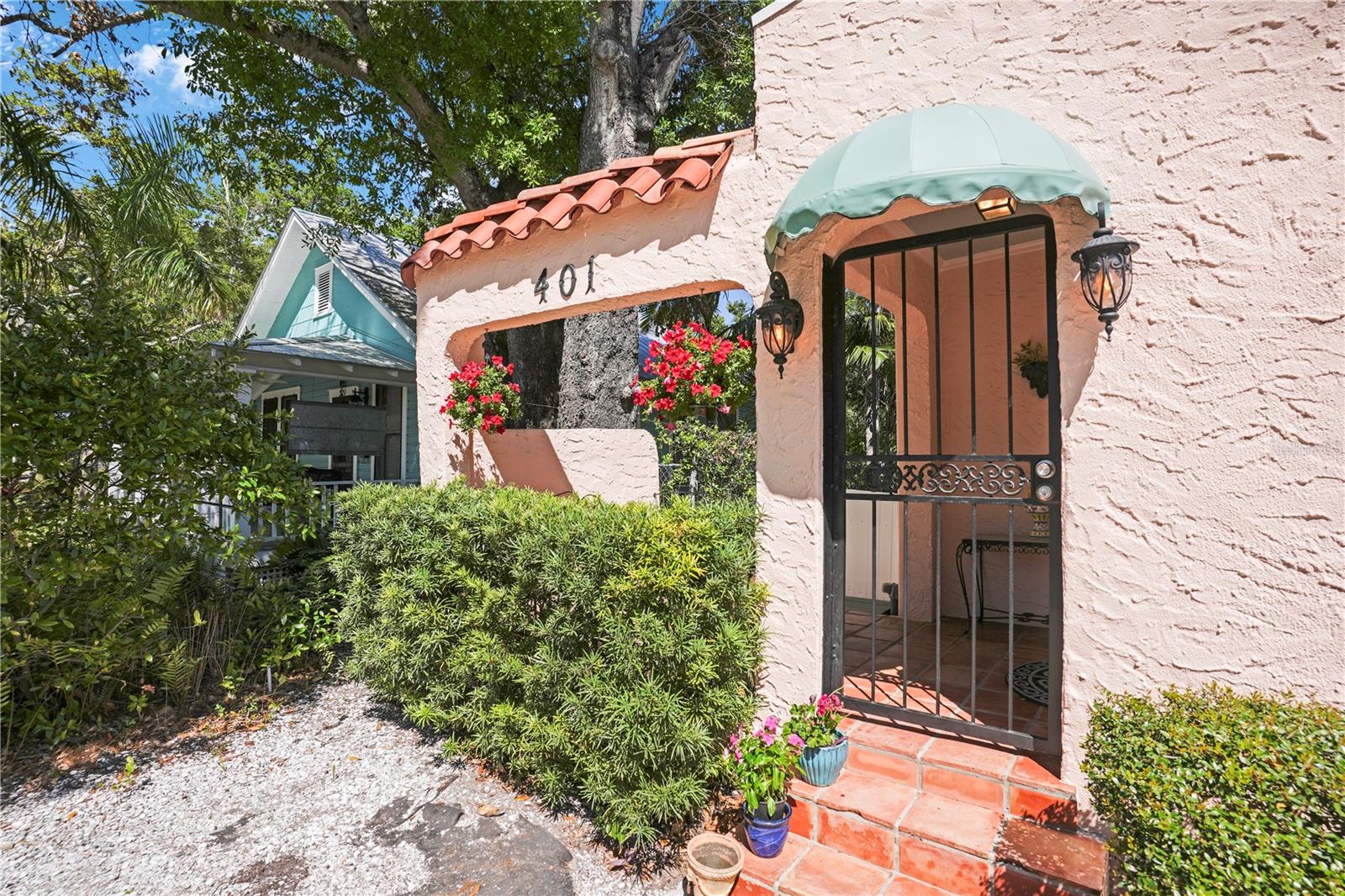 401 27TH STREET W