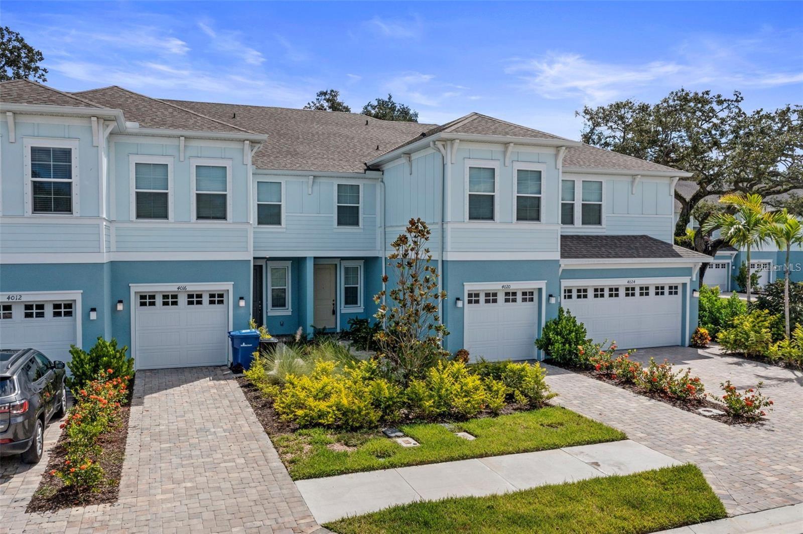 Don't miss the chance to rent this HUGE 3 bedroom, 2.5 Bathroom townhouse with screened in lanai, single car garage and community pool. 10 minute drive to University Mall and other shopping, dining and entertainment. Please note some photos have been virtually staged. Seller is willing to rent for shorter terms.