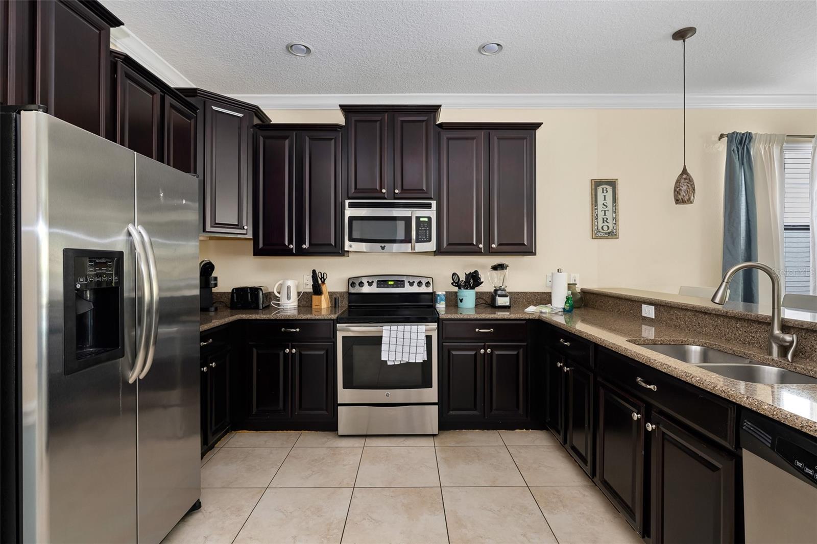 1520 MOON VALLEY DRIVE