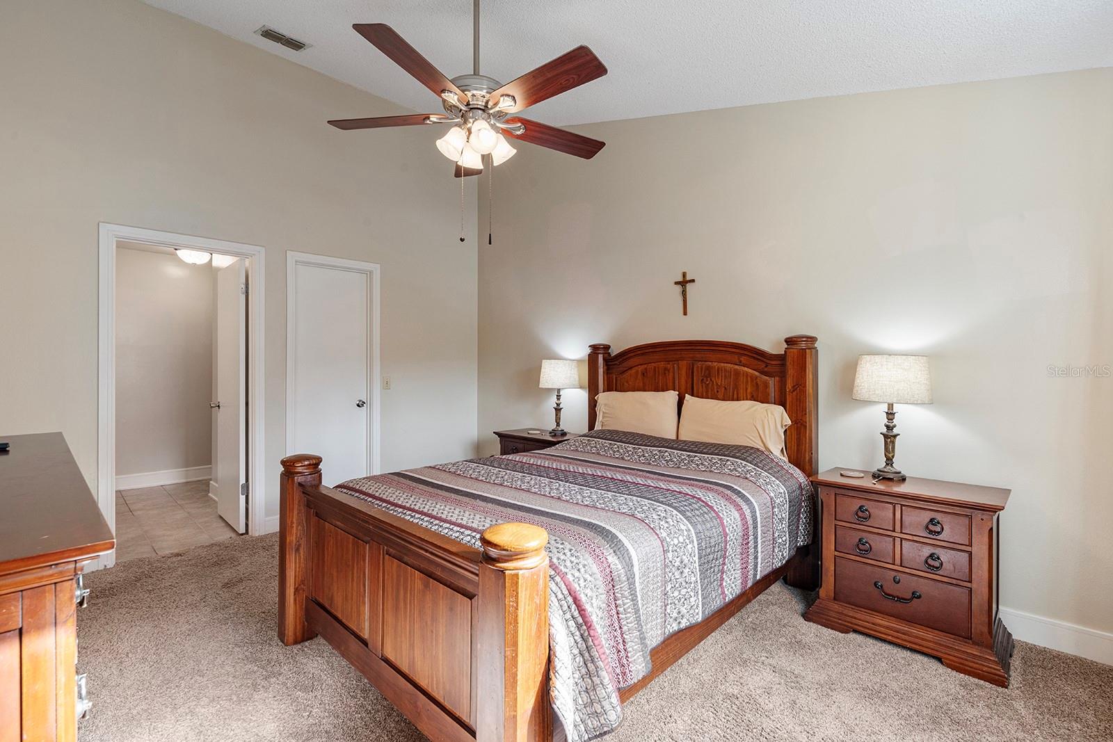 ESSEX POINT SOUTH - Residential