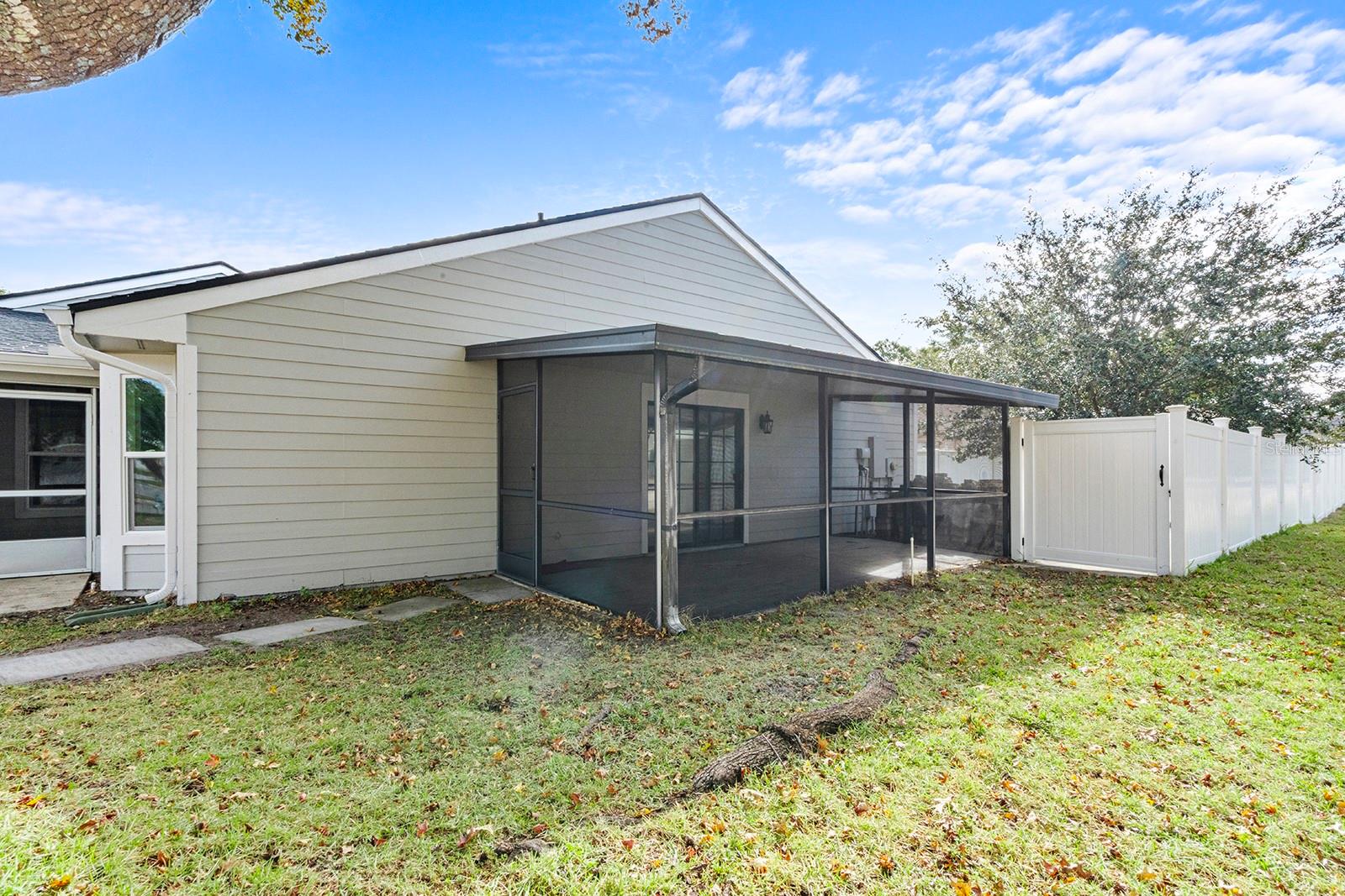 ESSEX POINT SOUTH - Residential