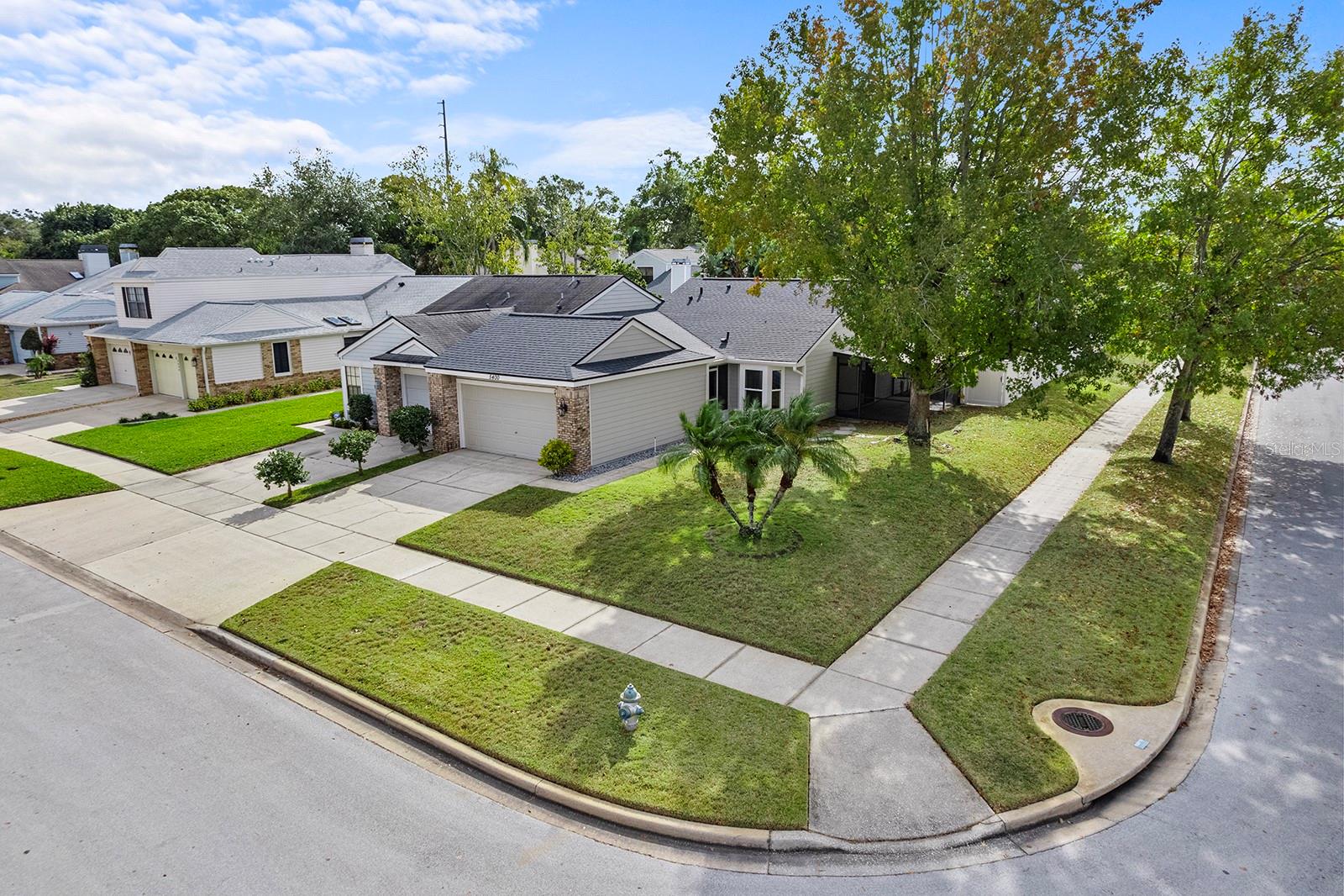 ESSEX POINT SOUTH - Residential