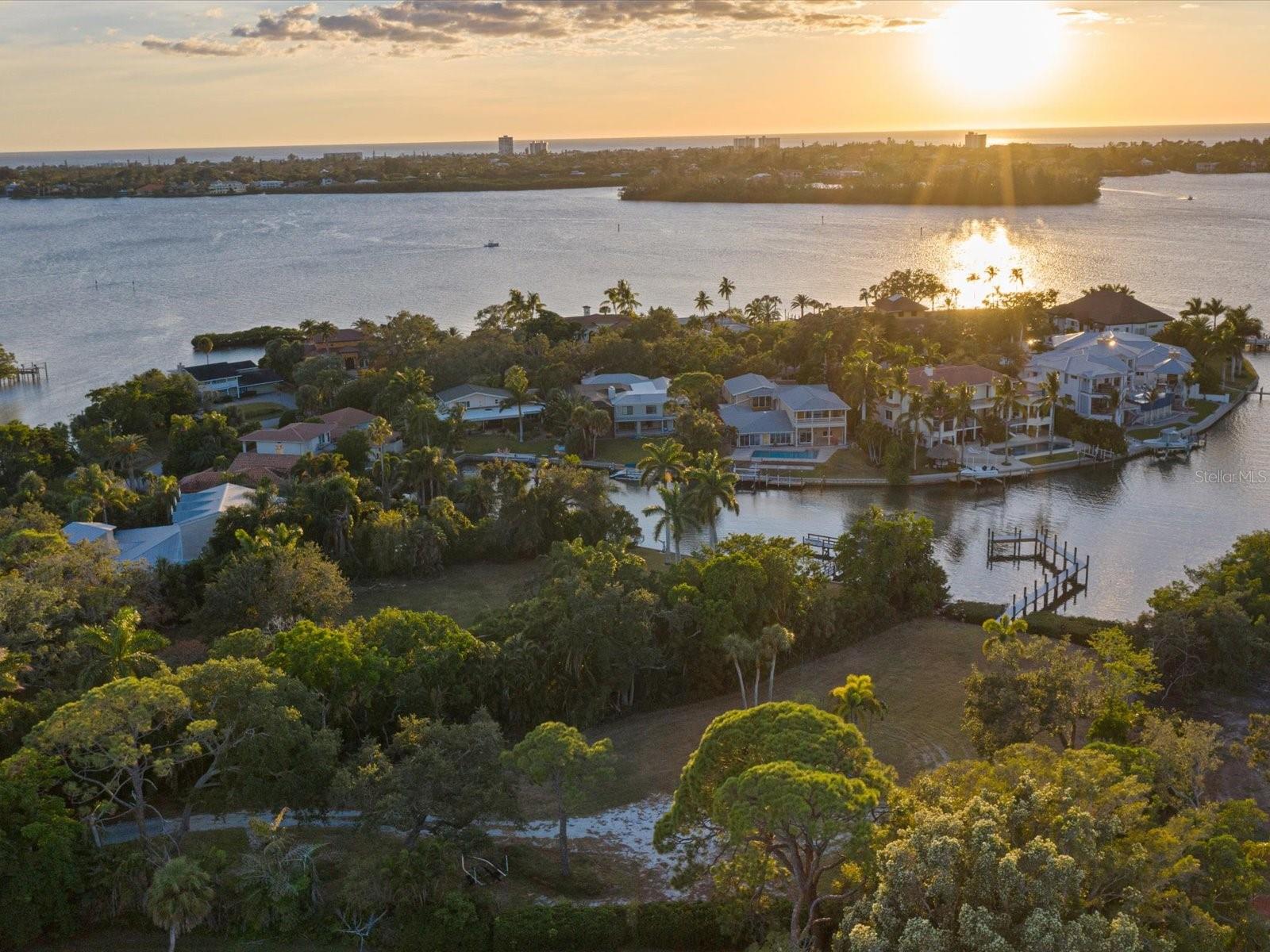 OYSTER BAY ESTATES - Land