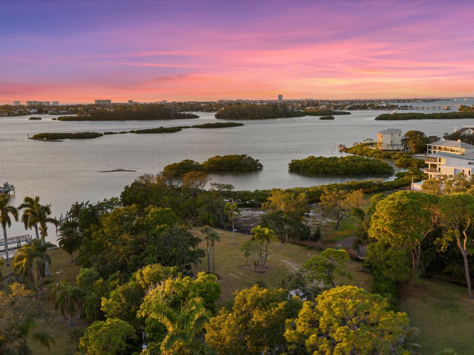 OYSTER BAY ESTATES - Land