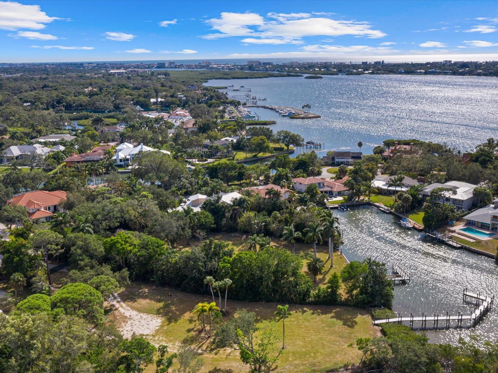 OYSTER BAY ESTATES - Land