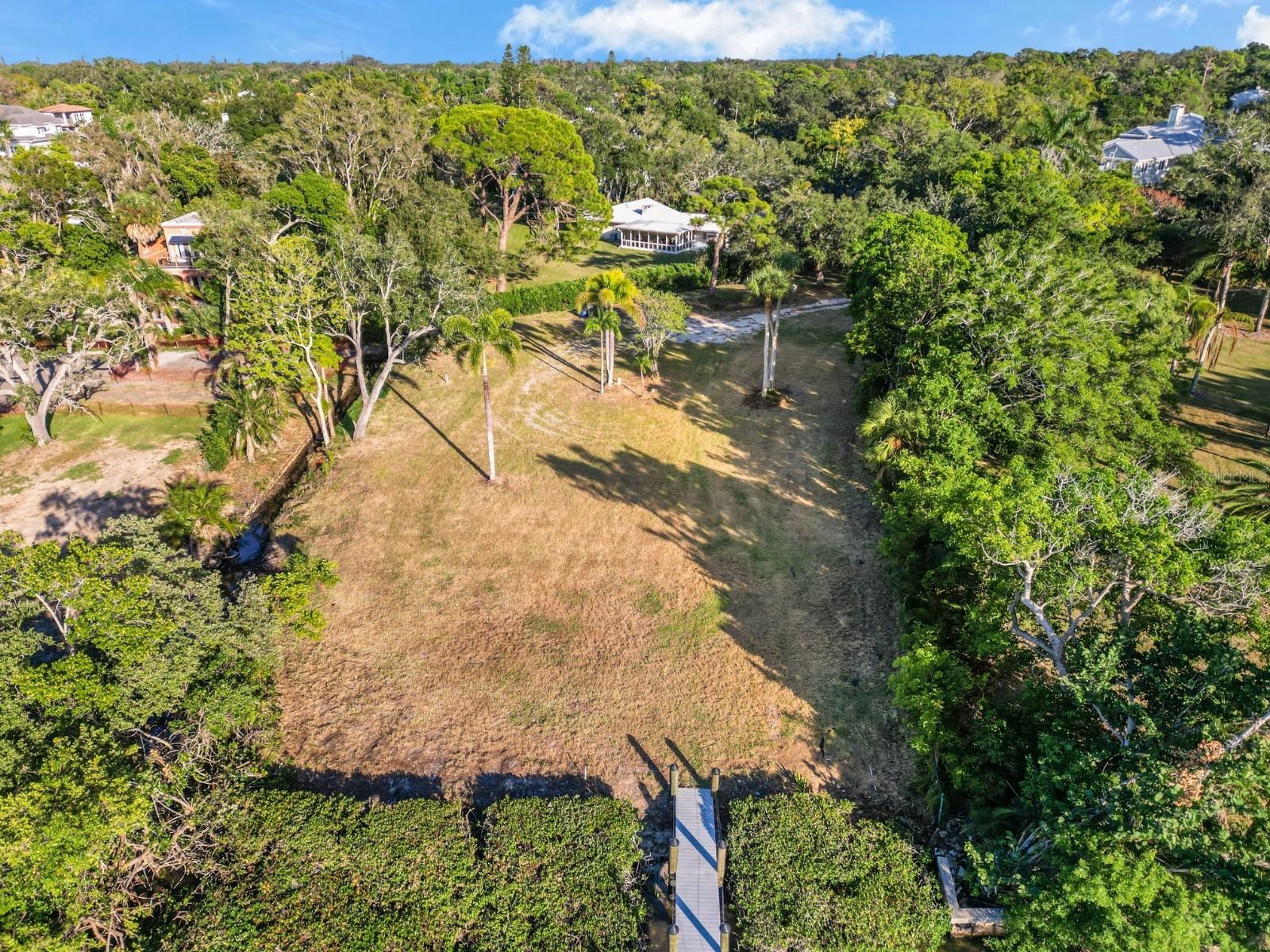 OYSTER BAY ESTATES - Land