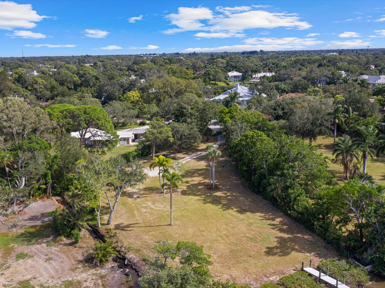 OYSTER BAY ESTATES - Land