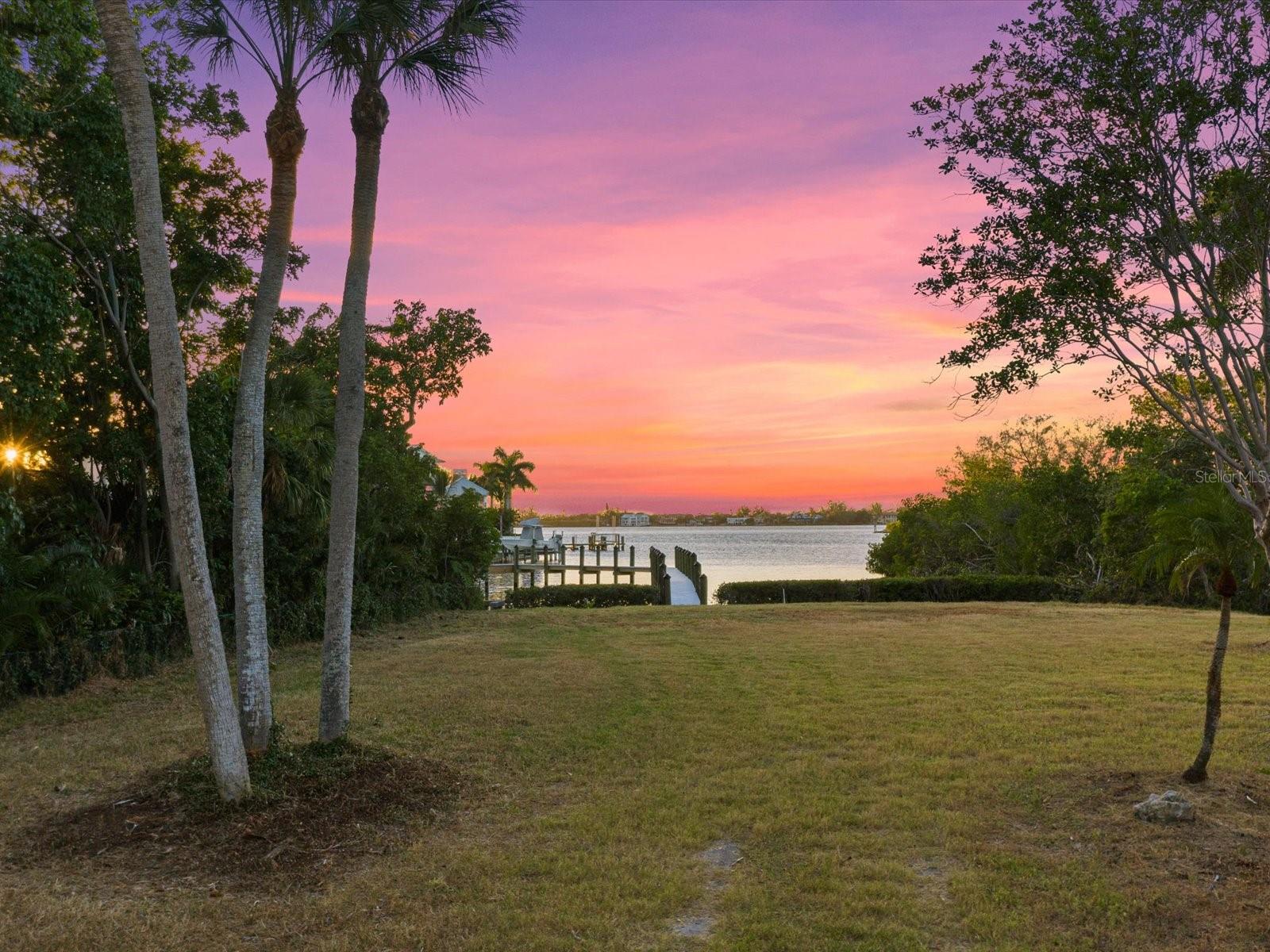 OYSTER BAY ESTATES - Land