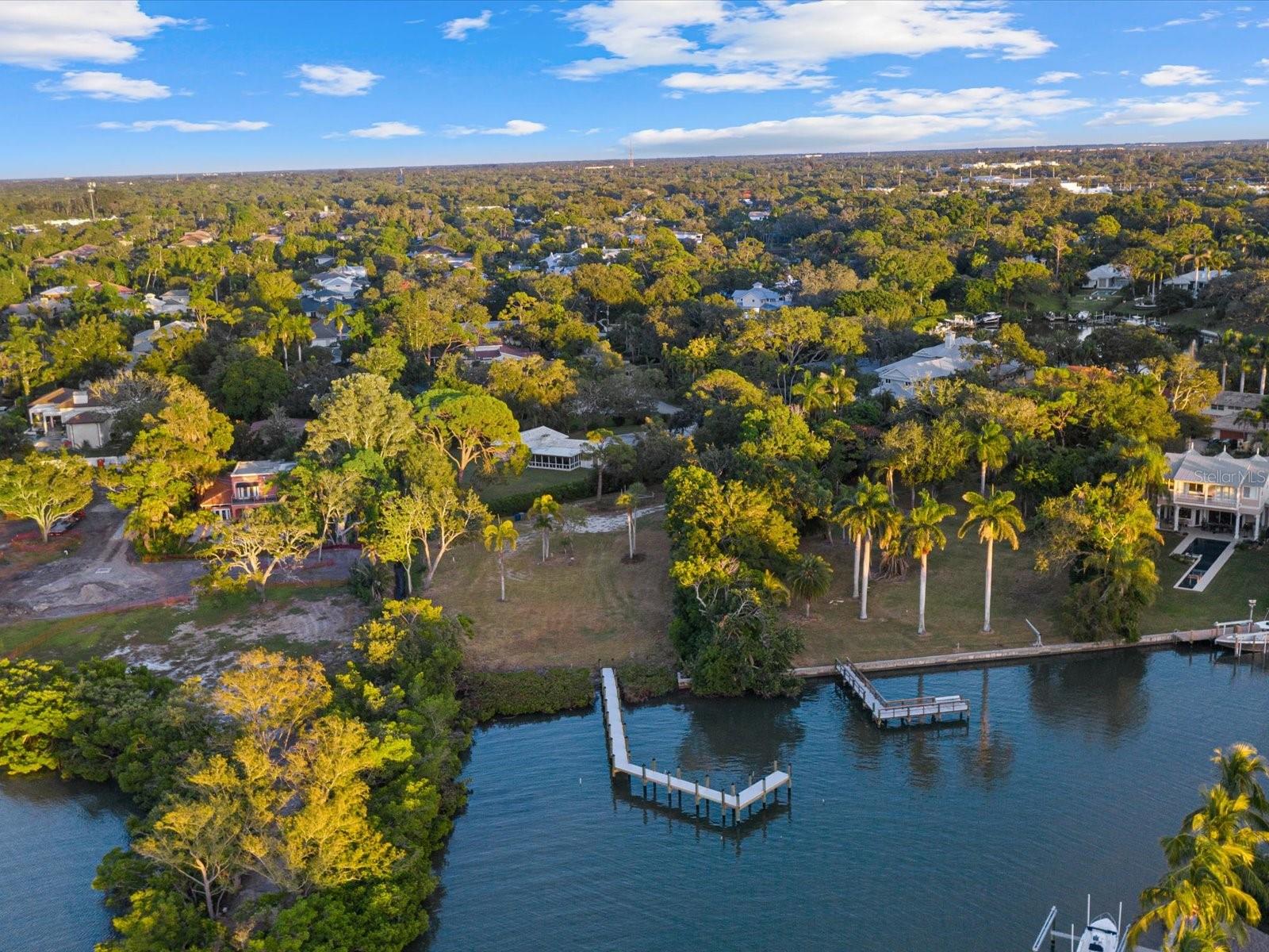 OYSTER BAY ESTATES - Land