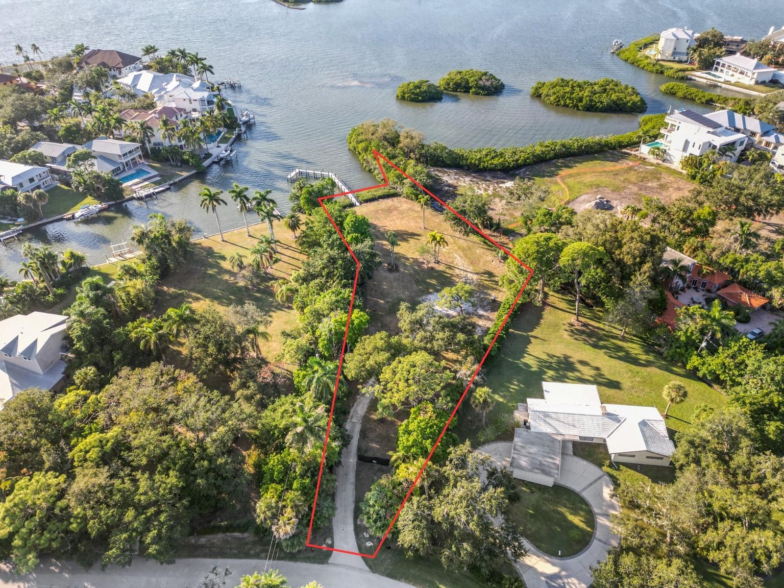 OYSTER BAY ESTATES - Land