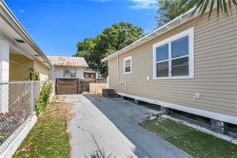 A home in TAMPA