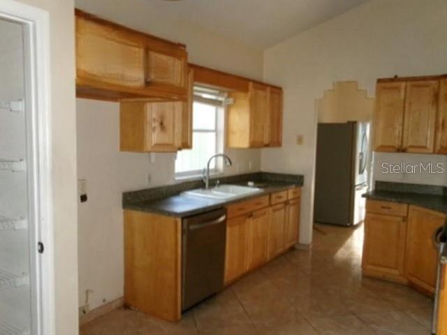 3298 AMACA CIRCLE