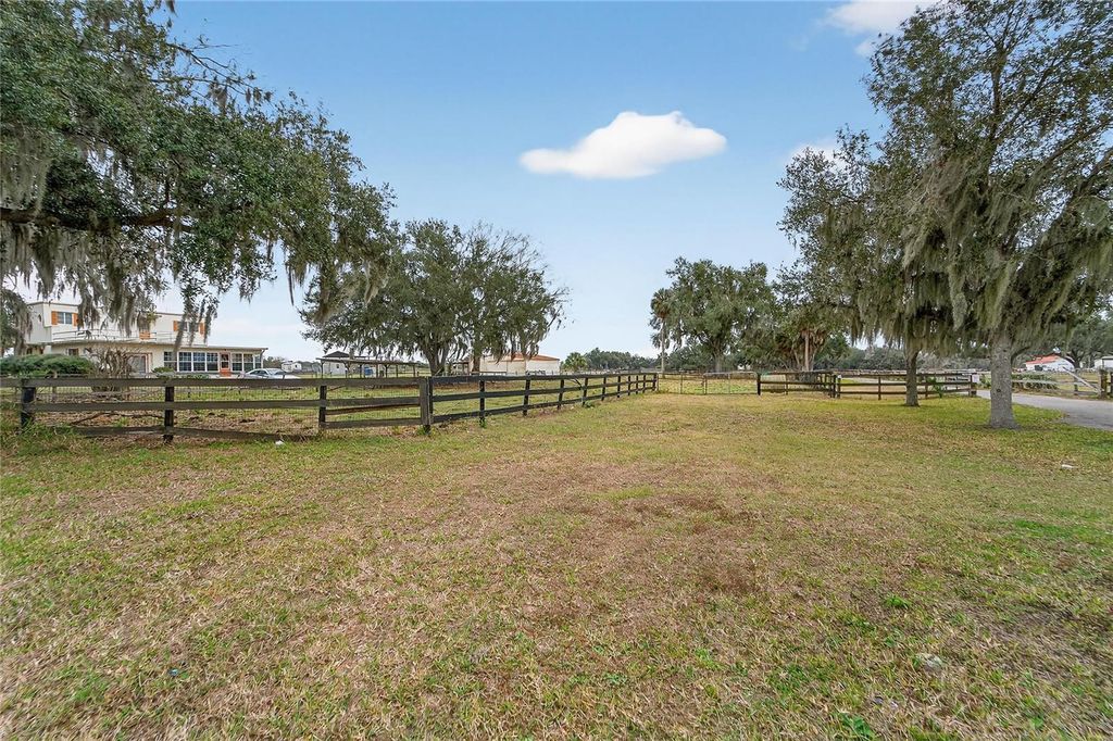 Photo of 2181 E Trapnell Road, Plant City, FL 33566 (MLS # TB8475850)