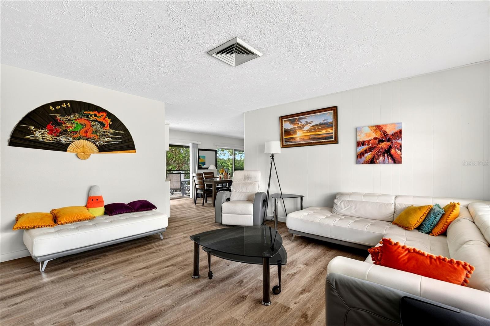 1565 S EVERGREEN AVENUE