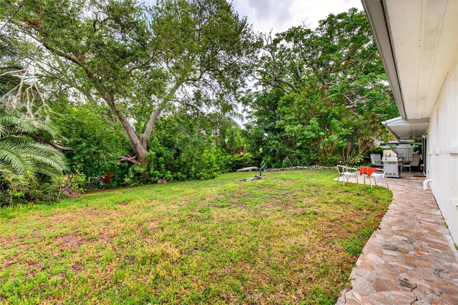 BROOKHILL - Residential