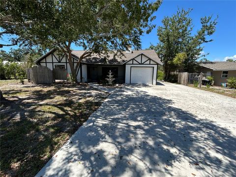 Photo of 1500 Crest Drive, Englewood, FL 34223 (MLS # A4652268)