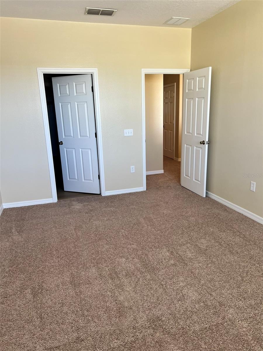 OAK RIDGE - Residential Lease