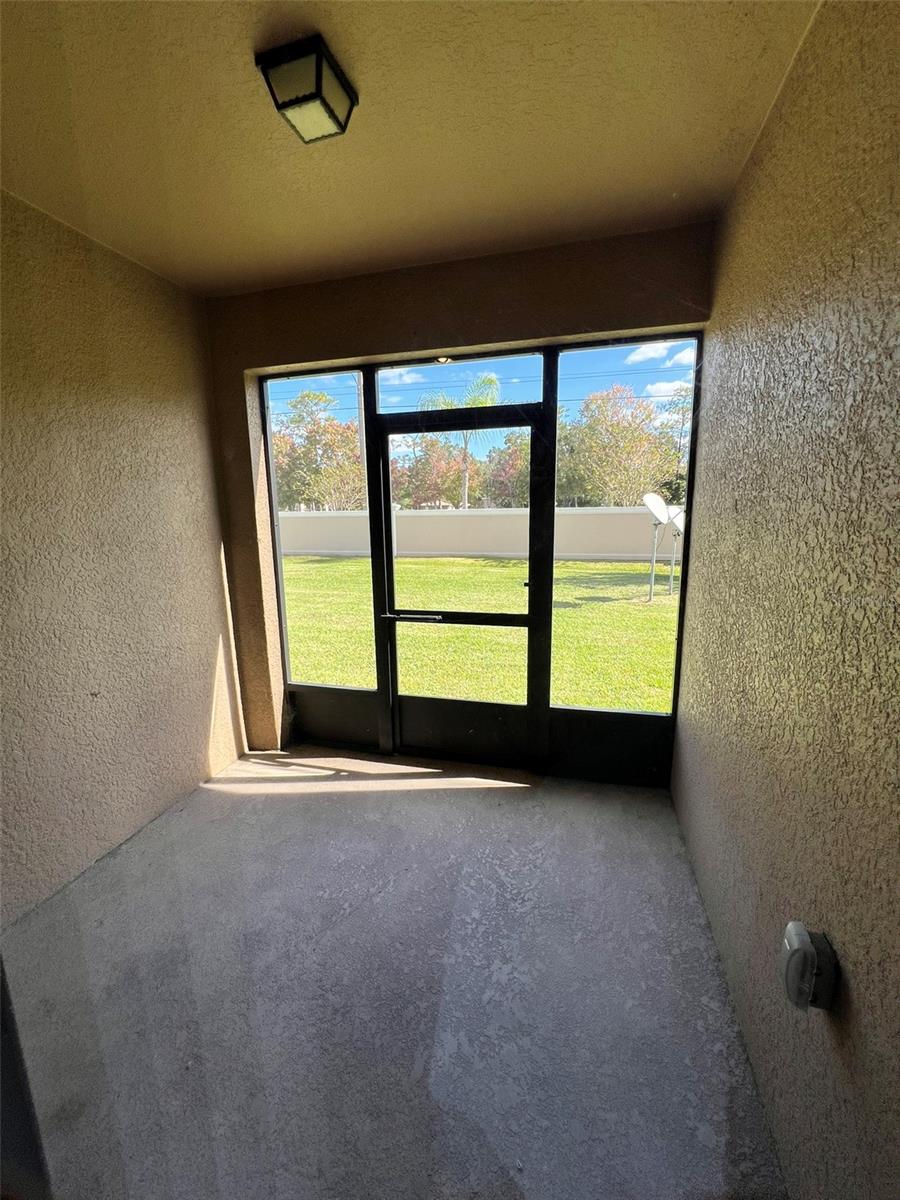 OAK RIDGE - Residential Lease