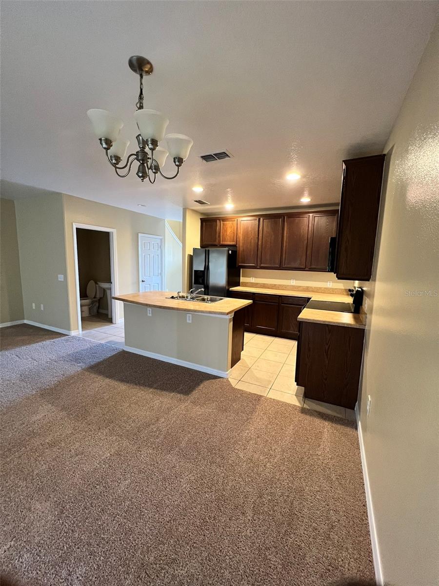 OAK RIDGE - Residential Lease