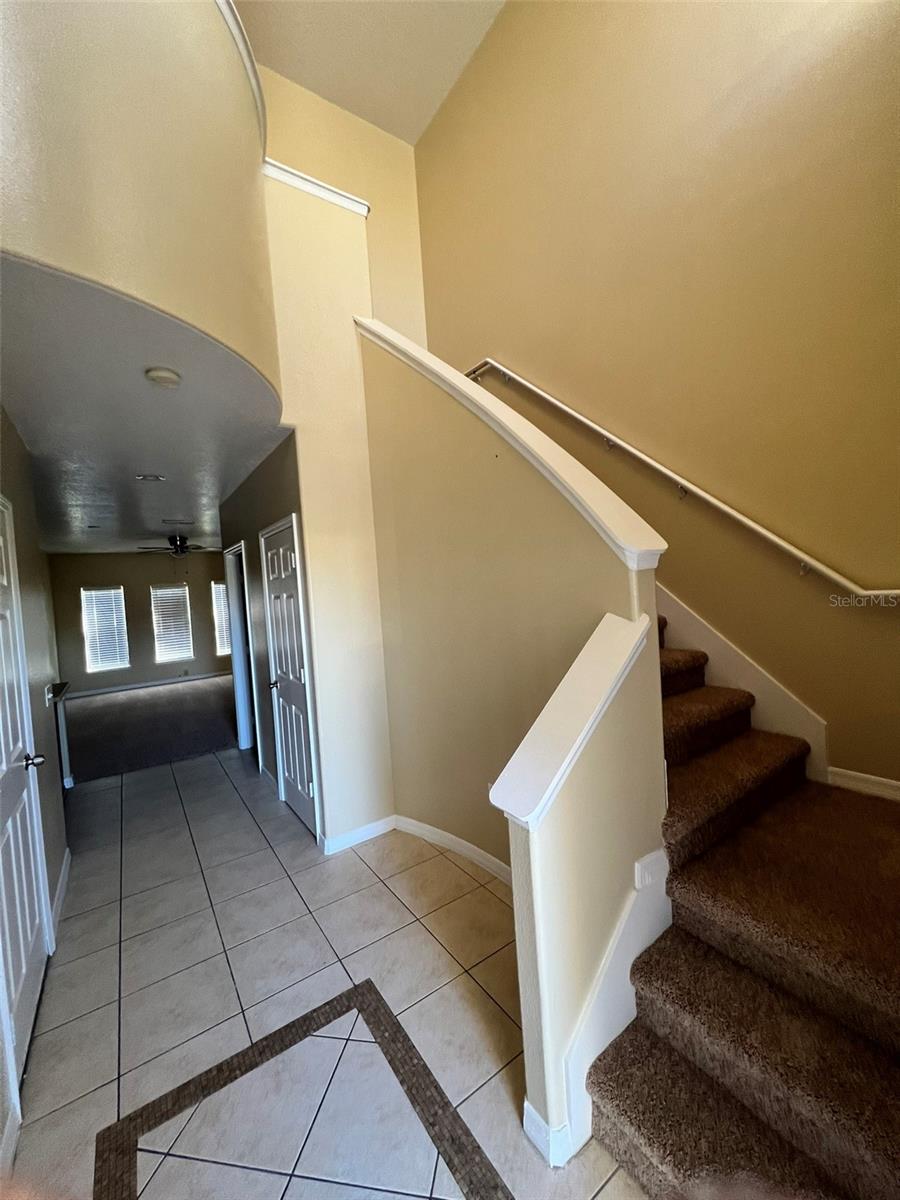 OAK RIDGE - Residential Lease