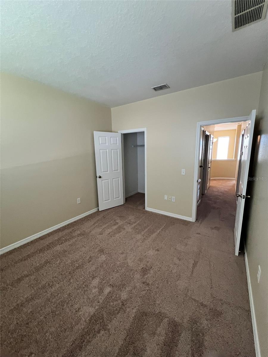 OAK RIDGE - Residential Lease