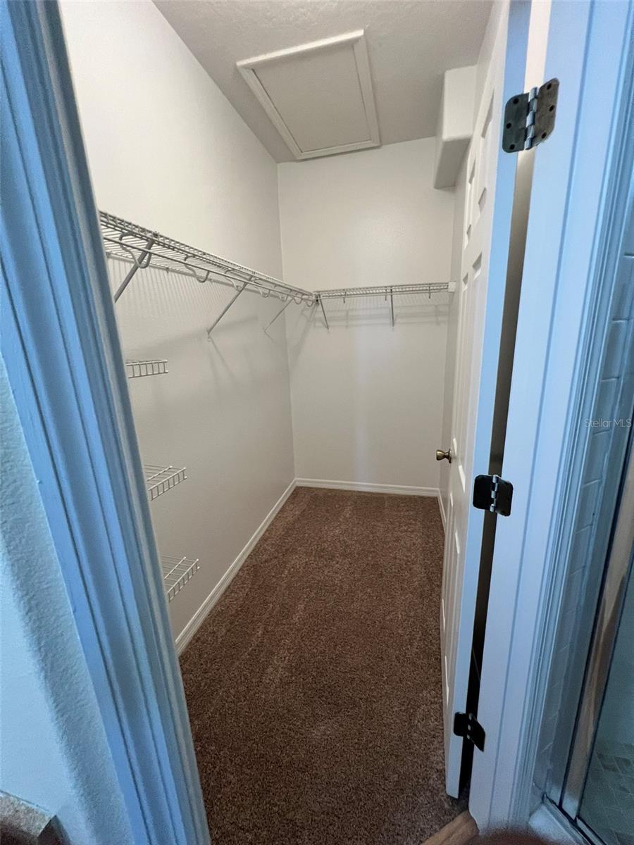 OAK RIDGE - Residential Lease