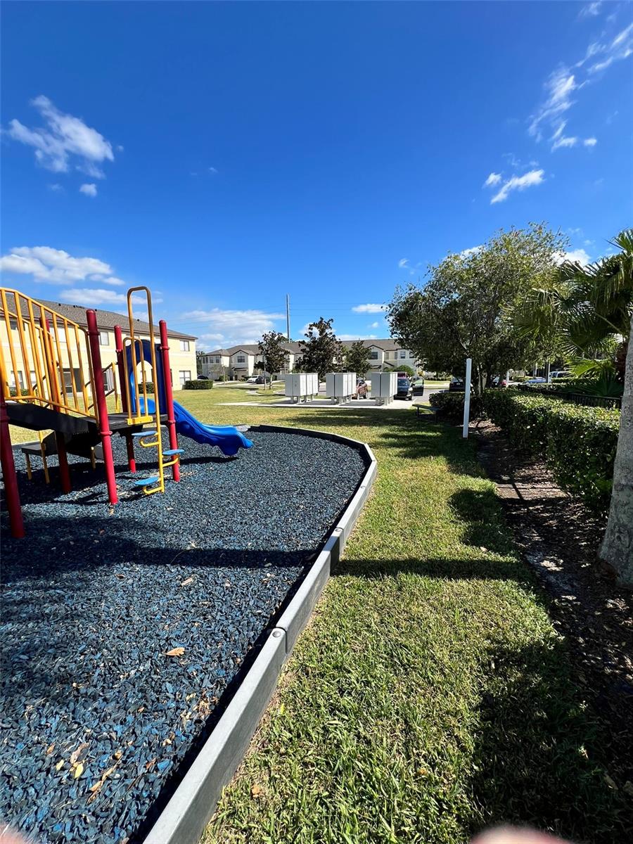 OAK RIDGE - Residential Lease