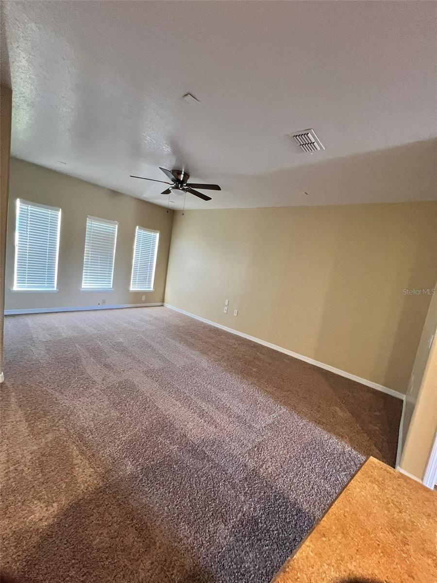 OAK RIDGE - Residential Lease