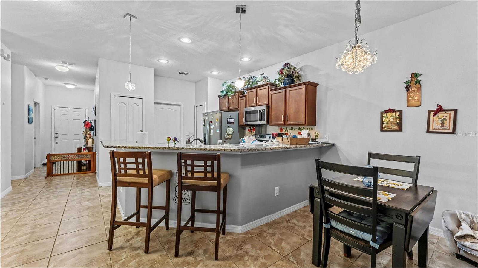 4069 SHADE TREE LANE