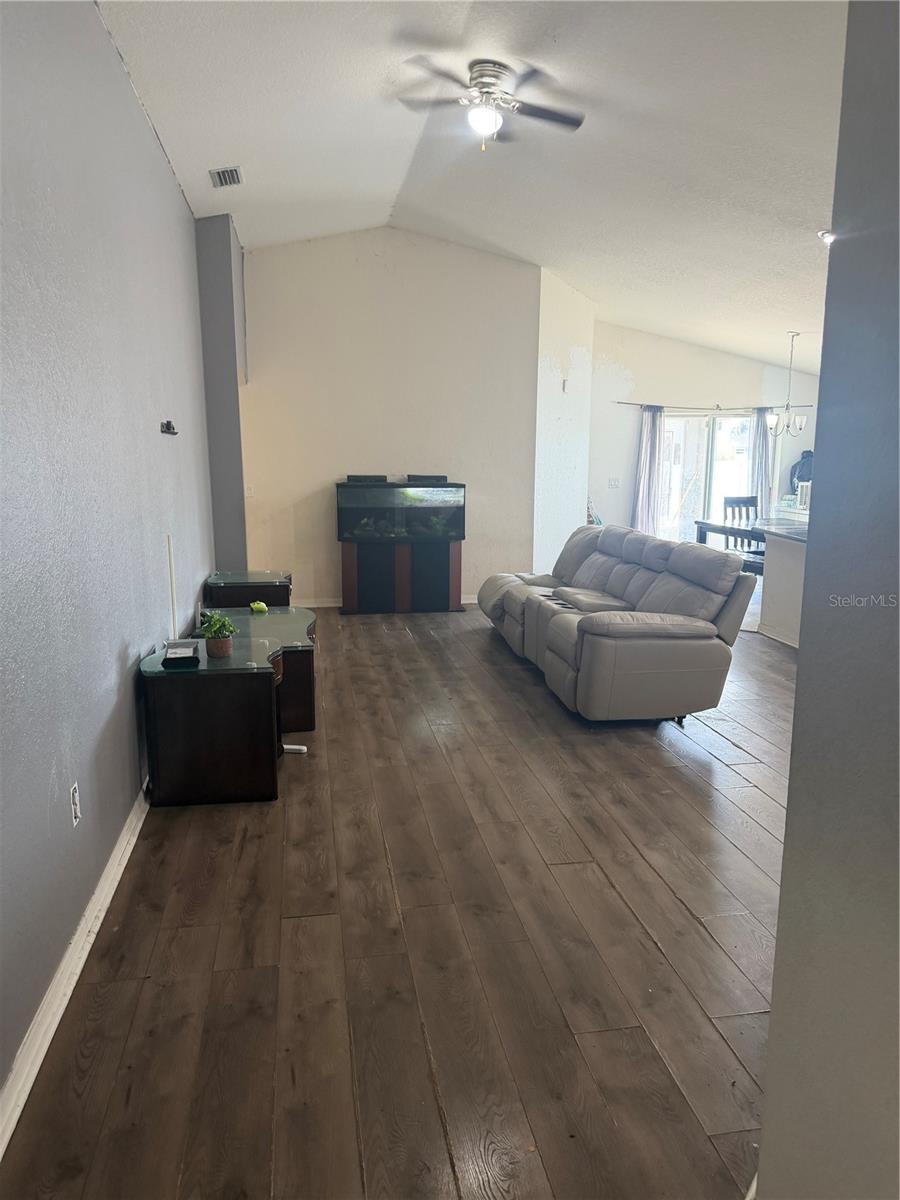 SUNDANCE PLACE PH 1 - Residential