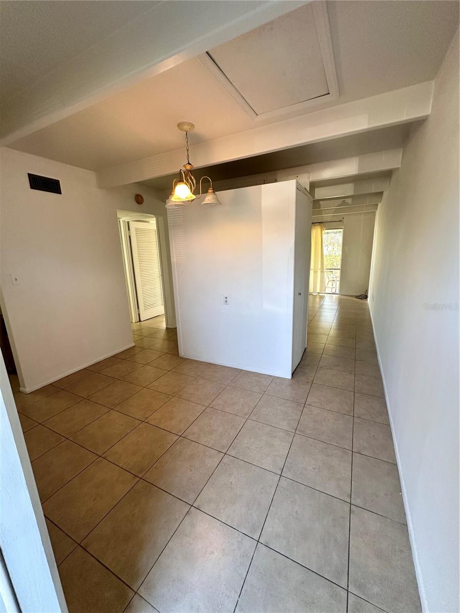 LAKESHORE CLUB - Residential