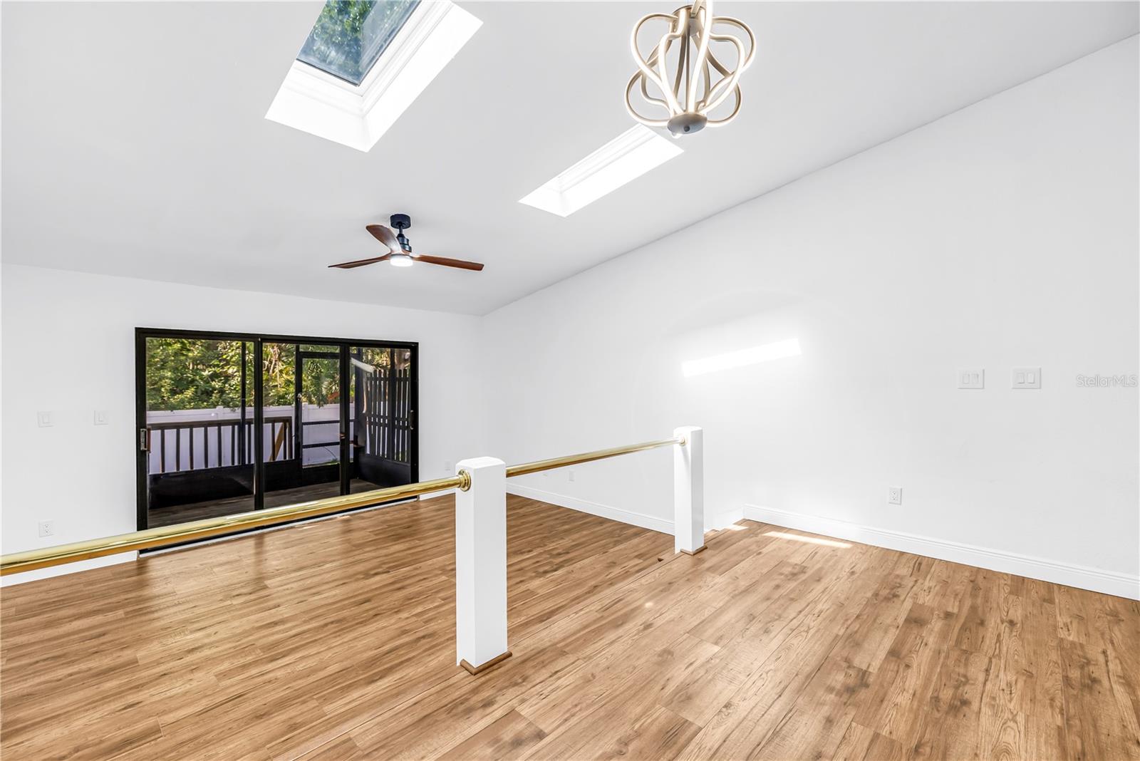 LAKE FOREST CONDO - Residential