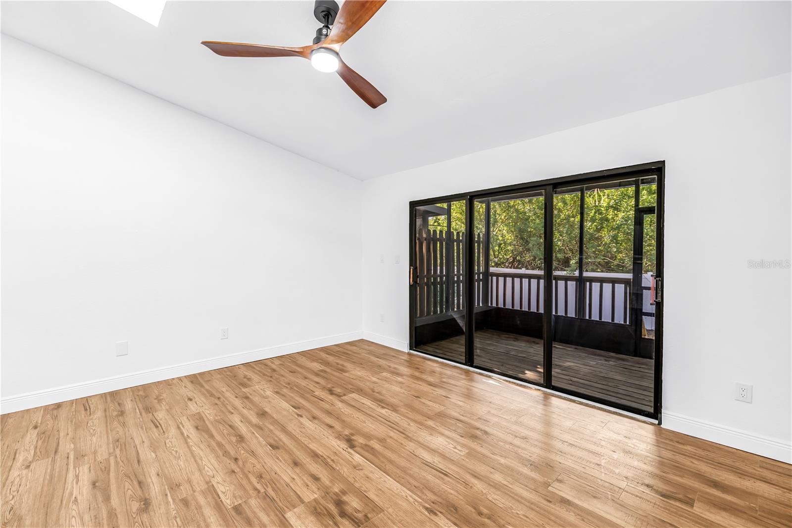 LAKE FOREST CONDO - Residential