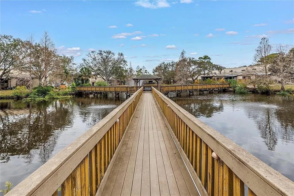 LAKE FOREST CONDO - Residential