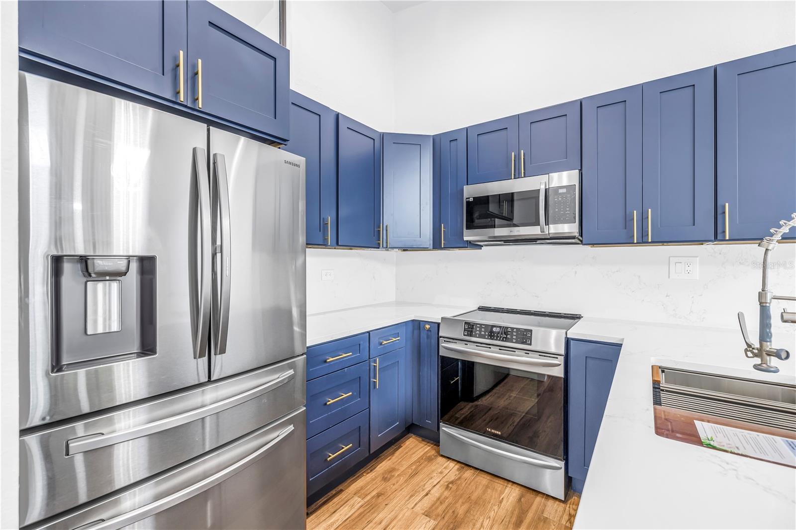 LAKE FOREST CONDO - Residential