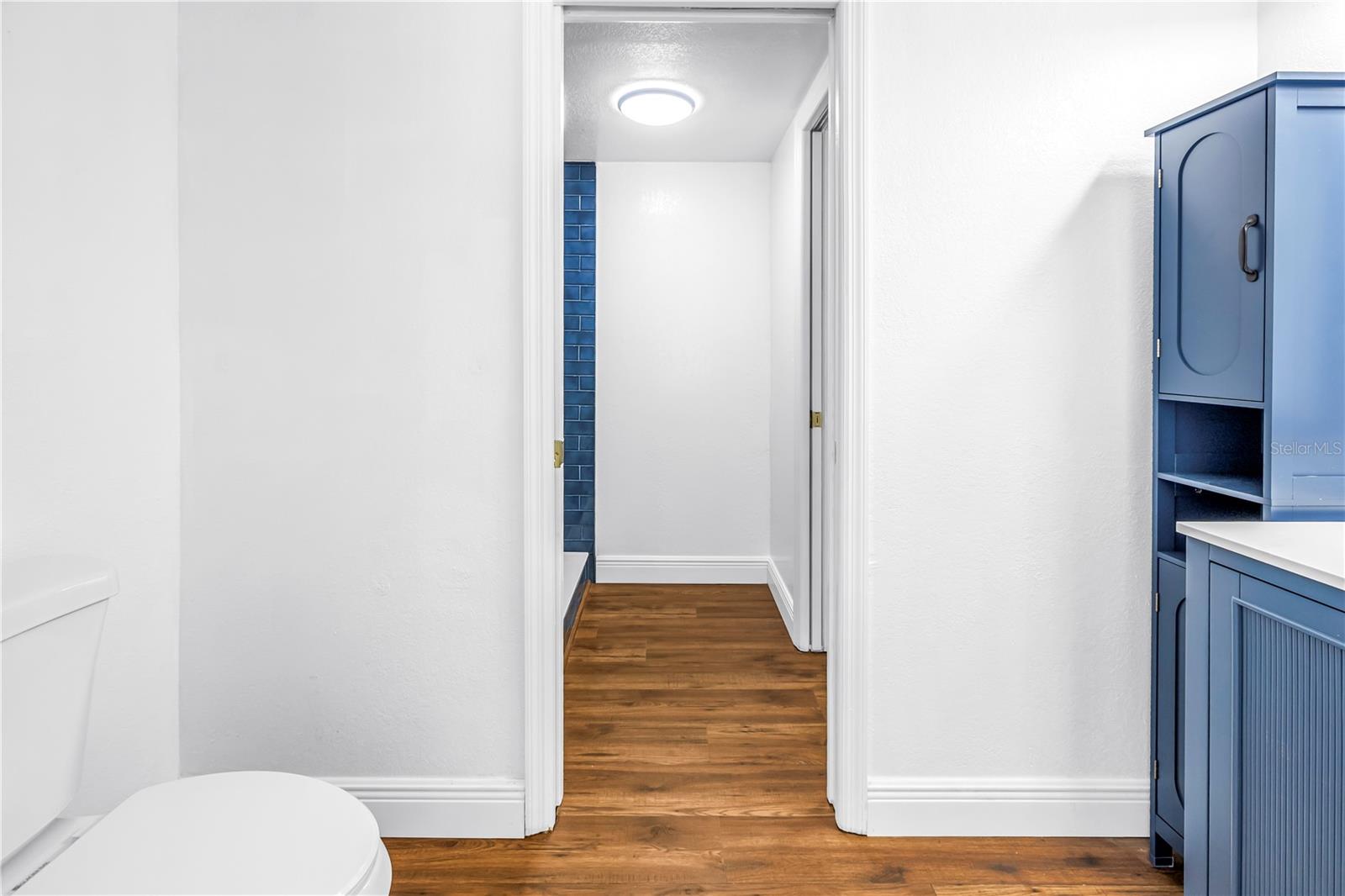 LAKE FOREST CONDO - Residential