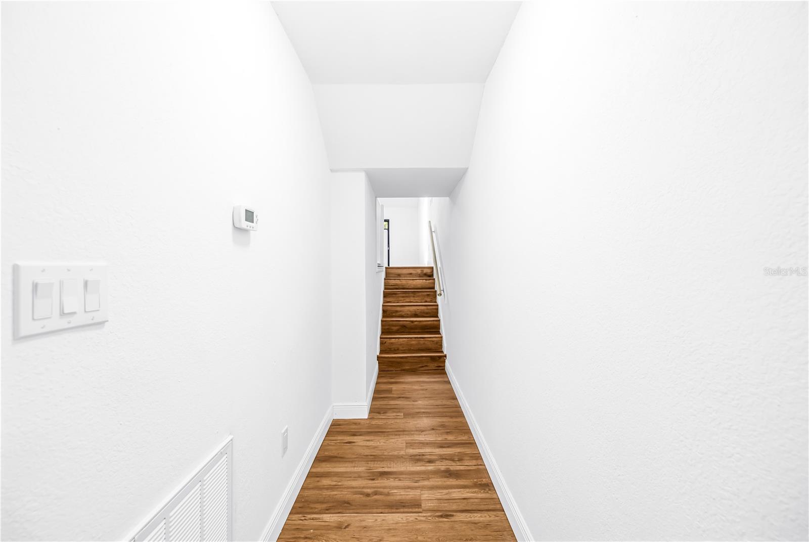 LAKE FOREST CONDO - Residential