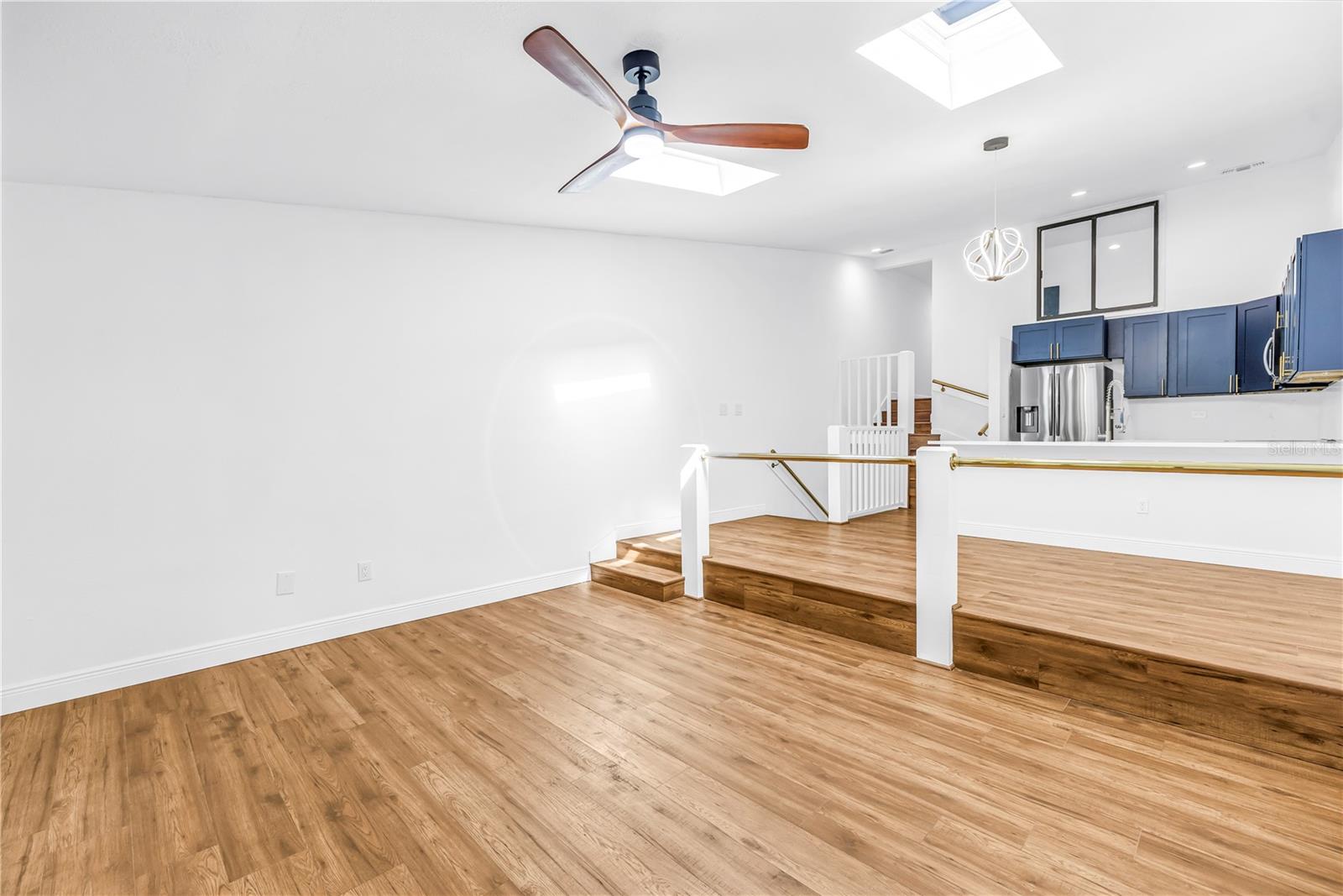 LAKE FOREST CONDO - Residential