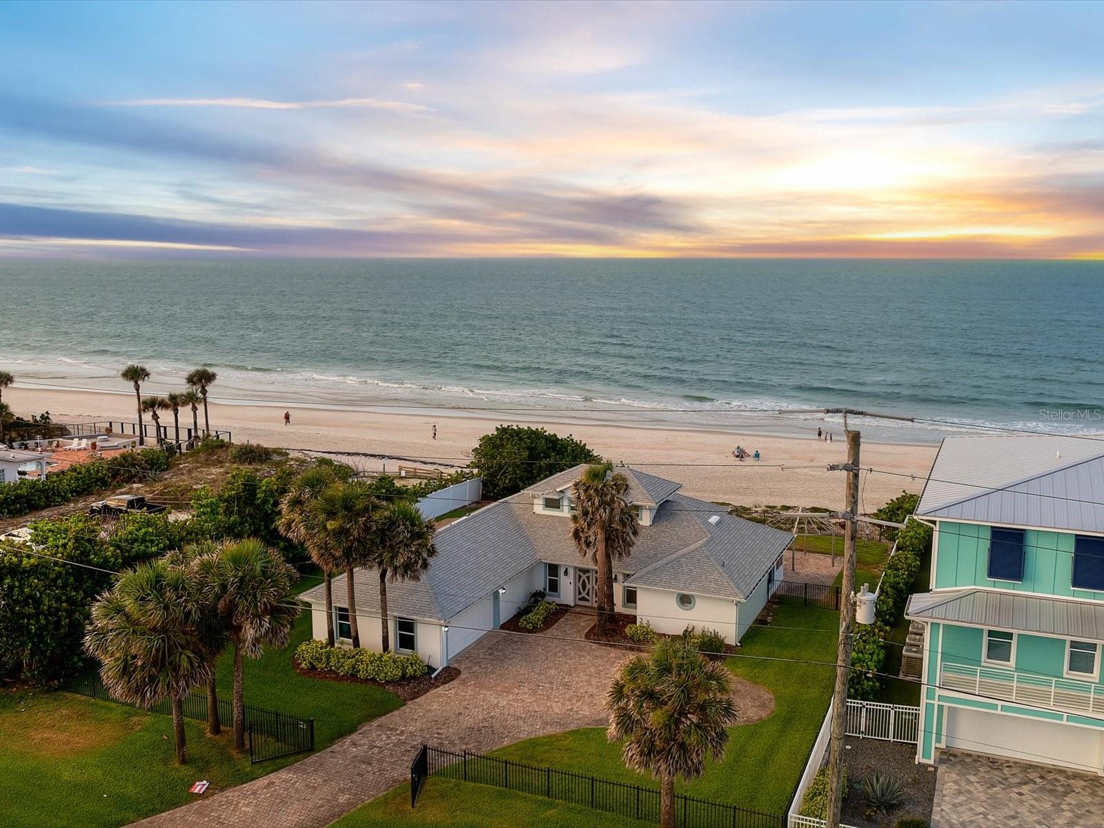 LIGHTHOUSE SHORES THRIFT - Residential