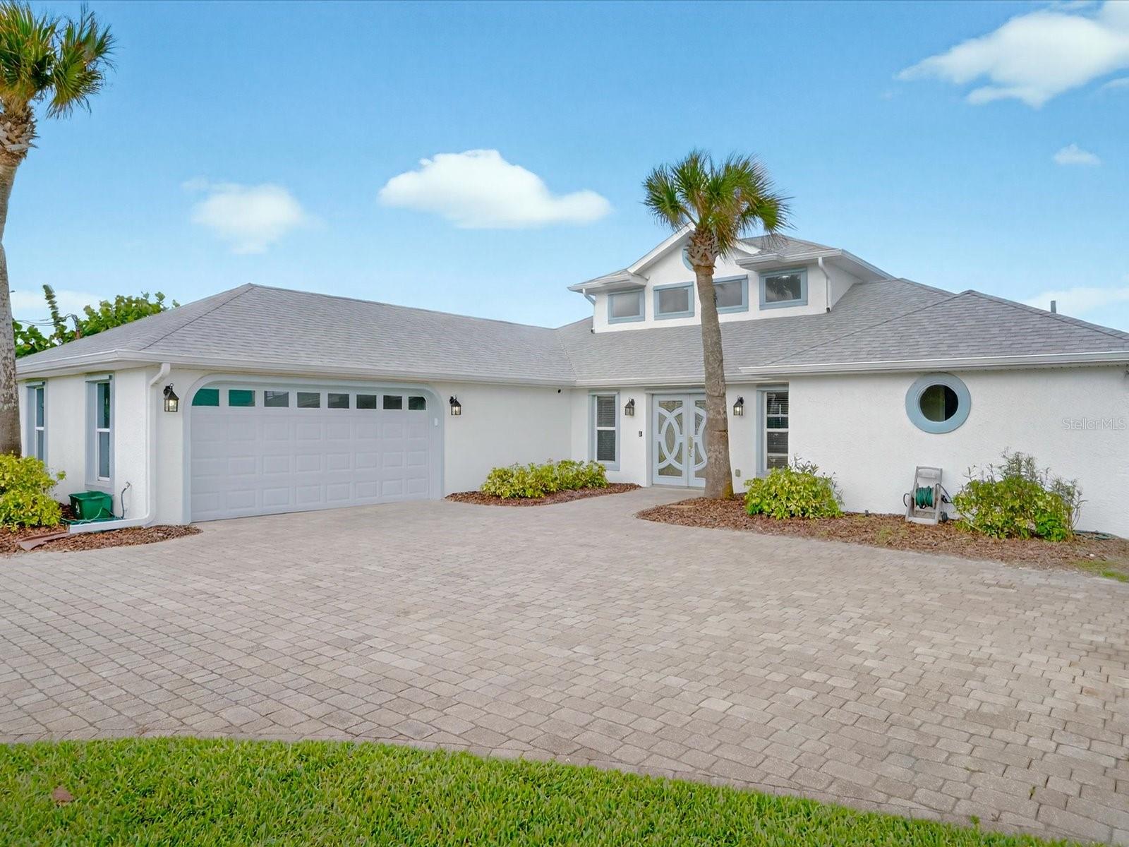 LIGHTHOUSE SHORES THRIFT - Residential